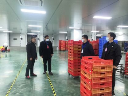 食金之风 要不得 广西桂林严查含金银箔粉食品