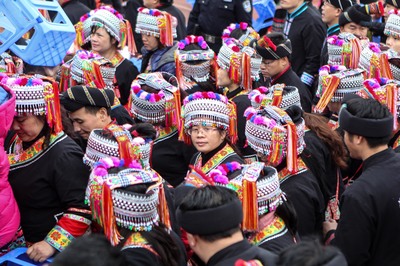 广西瑶都迎甲子华诞 少数民族盛装欢庆